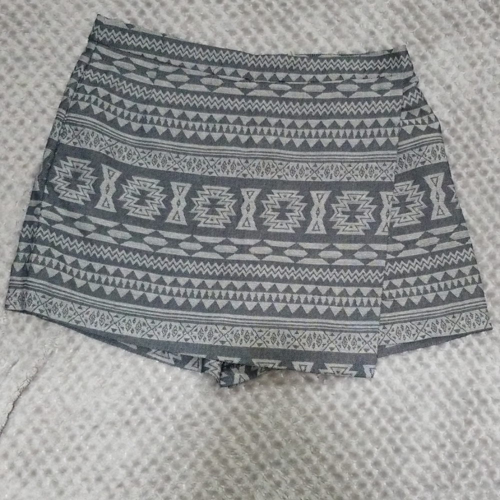 Skort/shorts 1. STATE